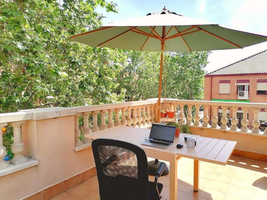 Atico Con Terraza Y Chimenea Junto A Universidad Alcalá de Henares Exteriör bild
